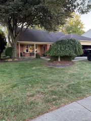 45289 Rudgate Road, Canton, MI 48188