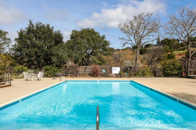 45 Bear Paw, Portola Valley, CA 94028