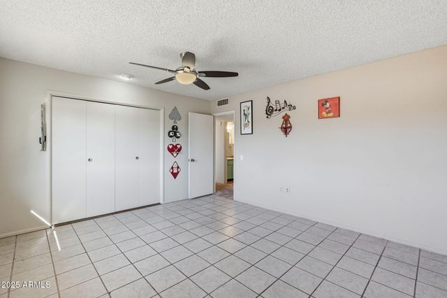 10714 W AMBER Trail, Sun City, AZ 85351