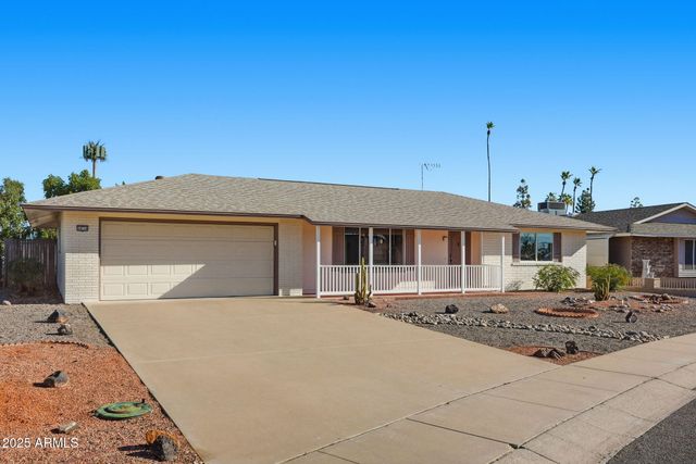 10714 W AMBER Trail, Sun City, AZ 85351