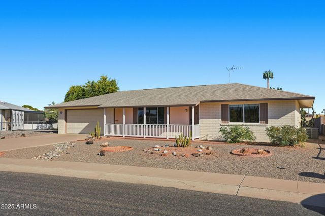 10714 W AMBER Trail, Sun City, AZ 85351