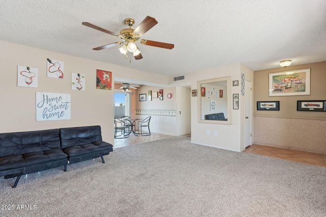 10714 W AMBER Trail, Sun City, AZ 85351