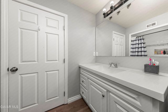 45046 18th, Lancaster, CA 93534