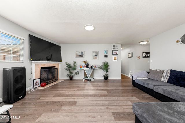 45046 18th, Lancaster, CA 93534