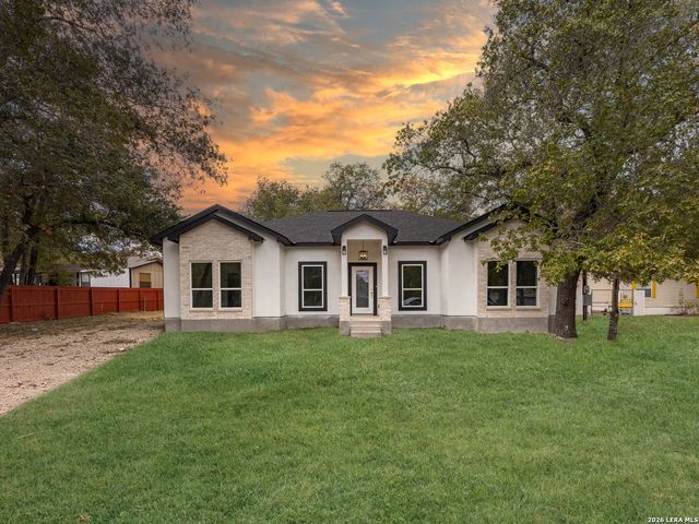 23031 FAWN TRAIL DR, Elmendorf, TX 78112