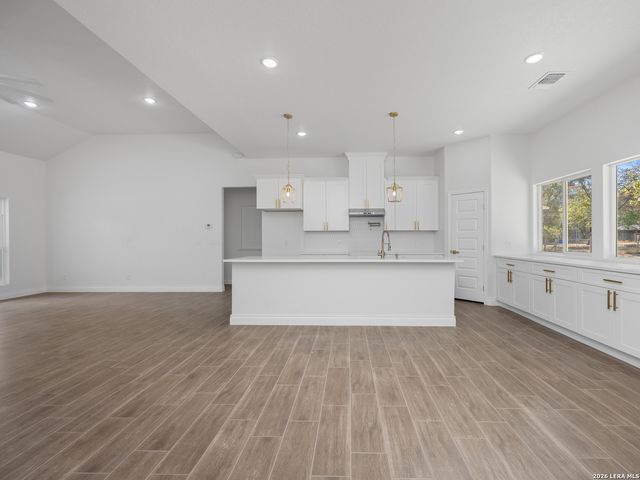 23031 FAWN TRAIL DR, Elmendorf, TX 78112
