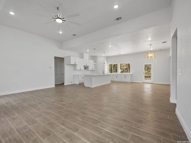 23031 FAWN TRAIL DR, Elmendorf, TX 78112