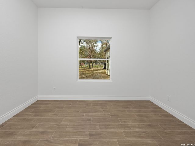 23031 FAWN TRAIL DR, Elmendorf, TX 78112