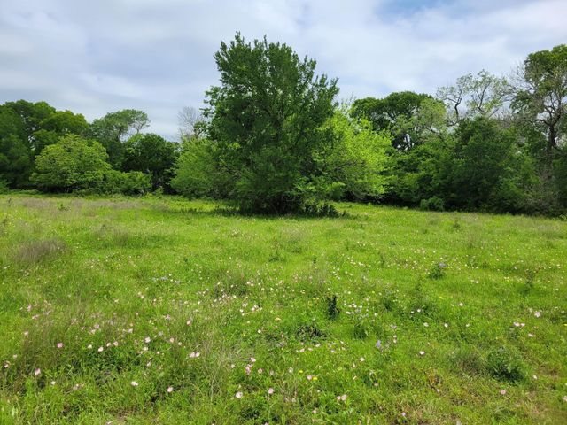 3521 Bryant Road, Schulenburg, TX 78956