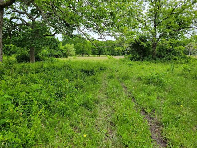 3521 Bryant Road, Schulenburg, TX 78956