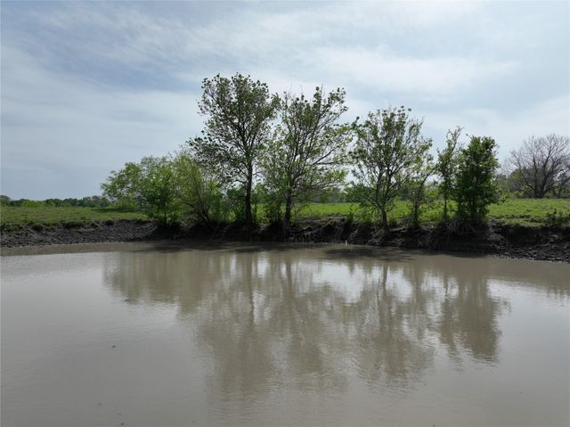 3521 Bryant Road, Schulenburg, TX 78956