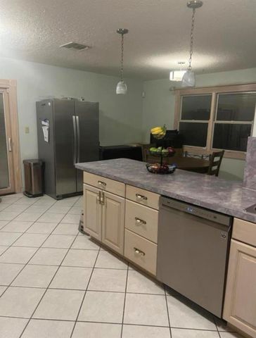 10340 SE Jupiter Narrows Drive, Hobe Sound, FL 33455