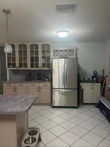 10340 SE Jupiter Narrows Drive, Hobe Sound, FL 33455