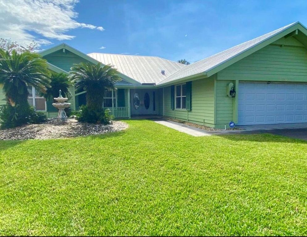 10340 SE Jupiter Narrows Drive, Hobe Sound, FL 33455