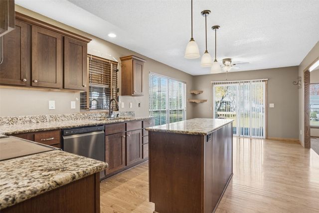 6812 Underwood Avenue SW, Cedar Rapids, IA 52404