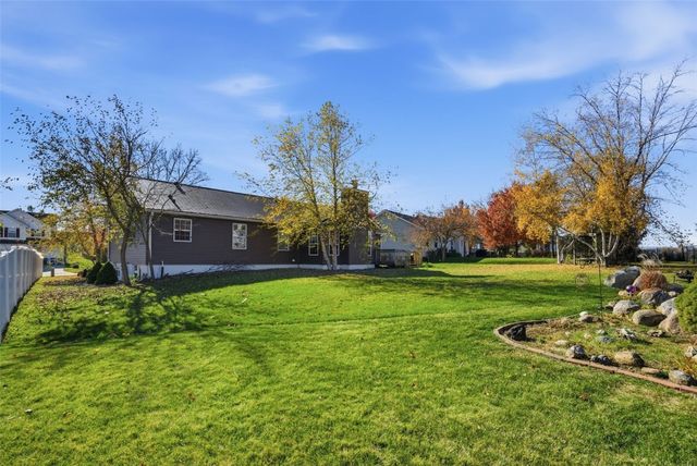 6812 Underwood Avenue SW, Cedar Rapids, IA 52404