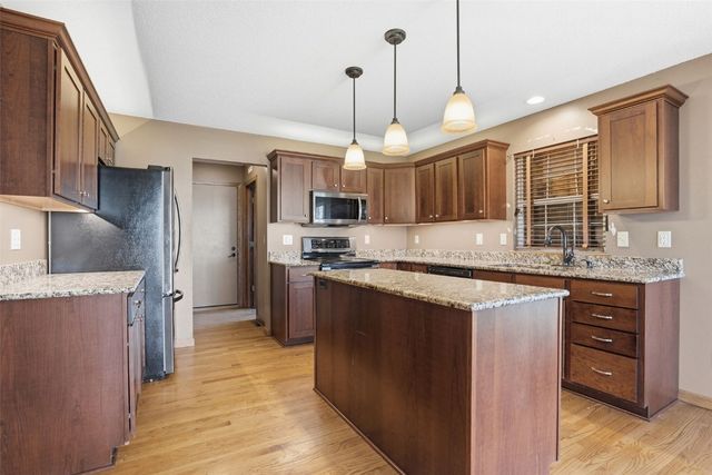 6812 Underwood Avenue SW, Cedar Rapids, IA 52404