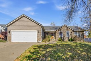 6812 Underwood Avenue SW, Cedar Rapids, IA 52404