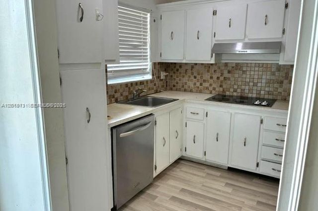 609 S State Road 7 2d 2D, Margate, FL 33068
