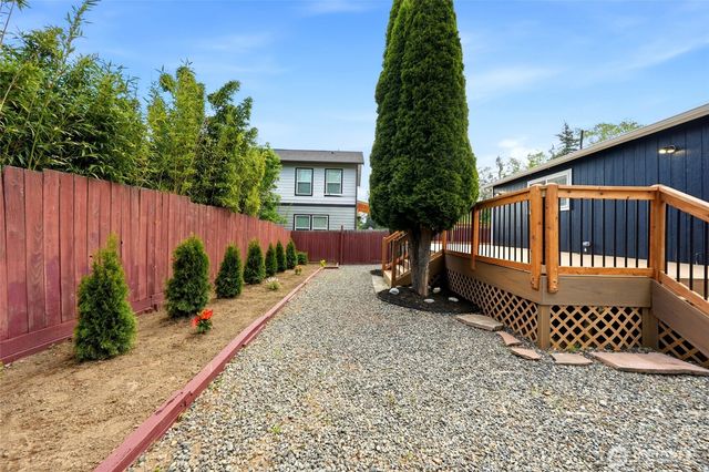 3523 Bennett Drive, Bellingham, WA 98225