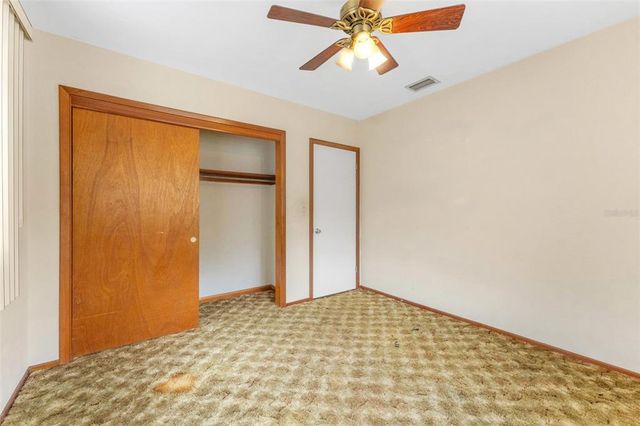 1609 S VALRICO ROAD, Valrico, FL 33594