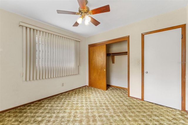 1609 S VALRICO ROAD, Valrico, FL 33594