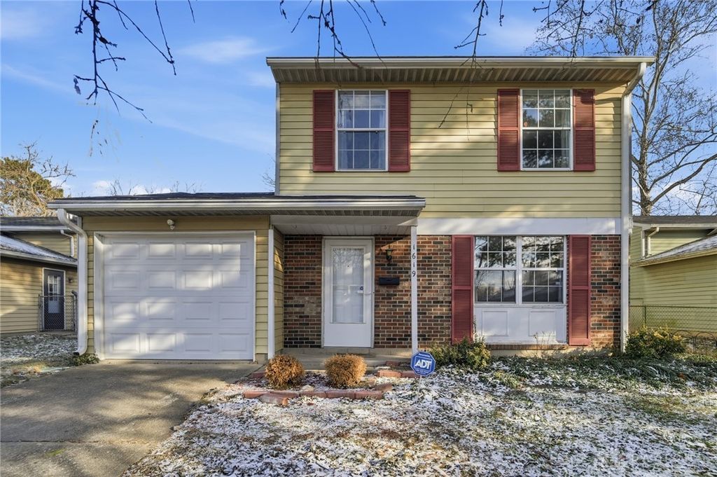 1619 Carriage Street, Middletown, OH 45044