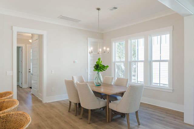 1370 Lucinda Street, Mount Pleasant, SC 29466