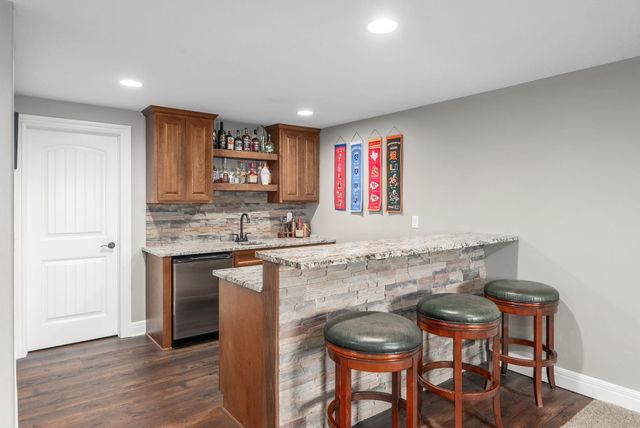 2416 S Monument St, Wichita, KS 67235