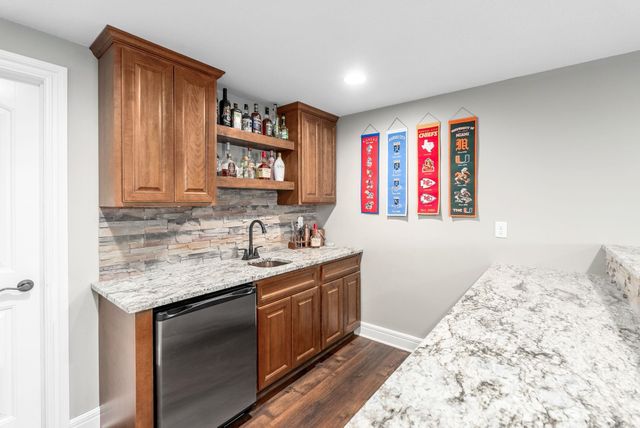 2416 S Monument St, Wichita, KS 67235