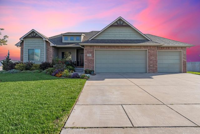 2416 S Monument St, Wichita, KS 67235