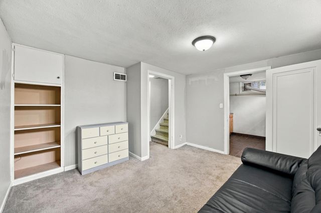 601 11th Street N, Moorhead, MN 56560