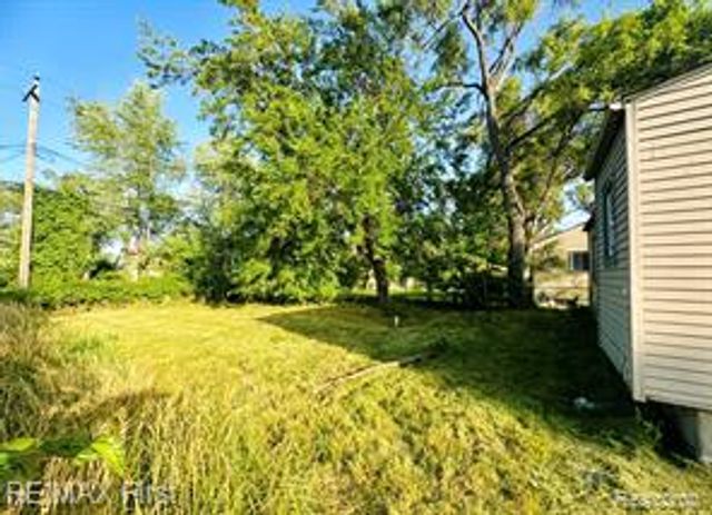 18452 Caldwell Street, Detroit, MI 48234