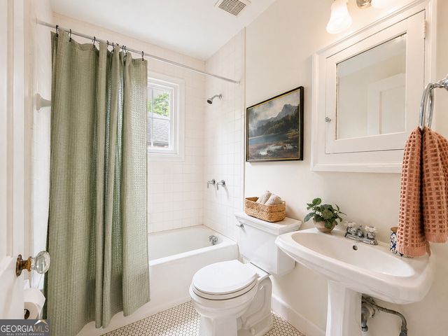 153 Ponce De Leon Court, Decatur, GA 30030