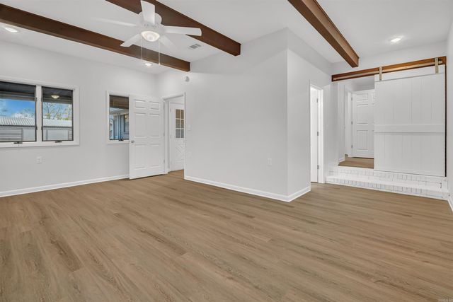 600 Oaklawn Drive, Morrilton, AR 72110