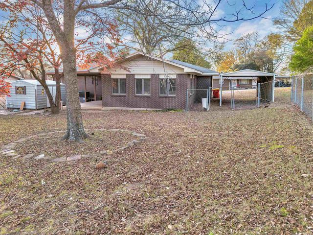 600 Oaklawn Drive, Morrilton, AR 72110