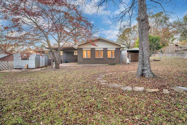 600 Oaklawn Drive, Morrilton, AR 72110