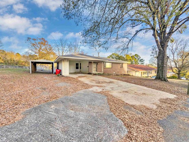 600 Oaklawn Drive, Morrilton, AR 72110