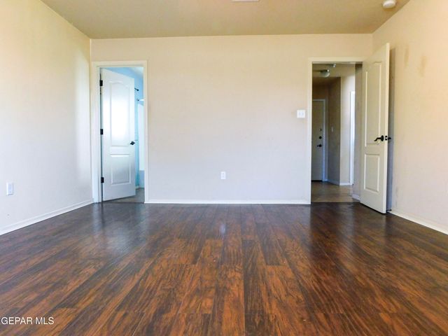 14261 WOODS POINT Avenue, El Paso, TX 79938