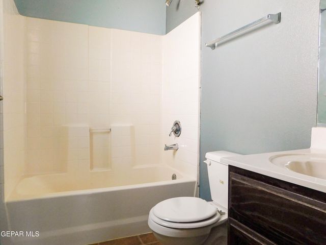 14261 WOODS POINT Avenue, El Paso, TX 79938