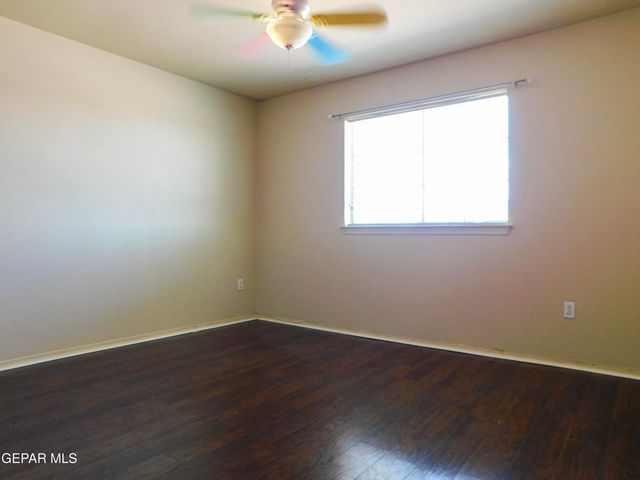 14261 WOODS POINT Avenue, El Paso, TX 79938