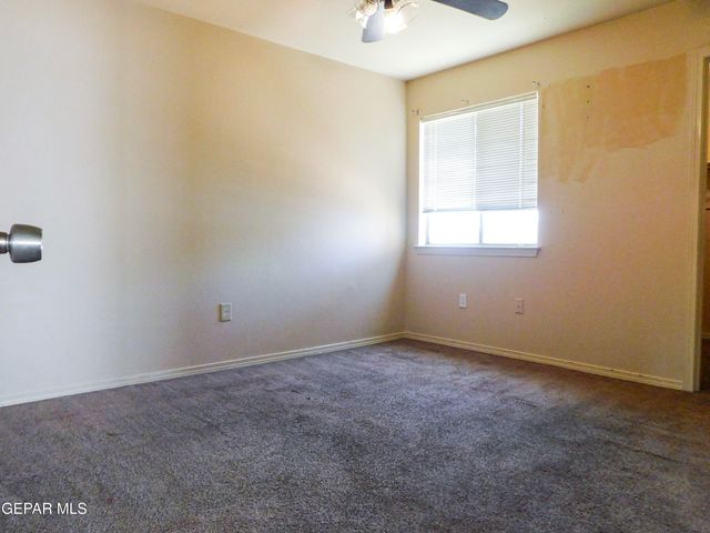 14261 WOODS POINT Avenue, El Paso, TX 79938