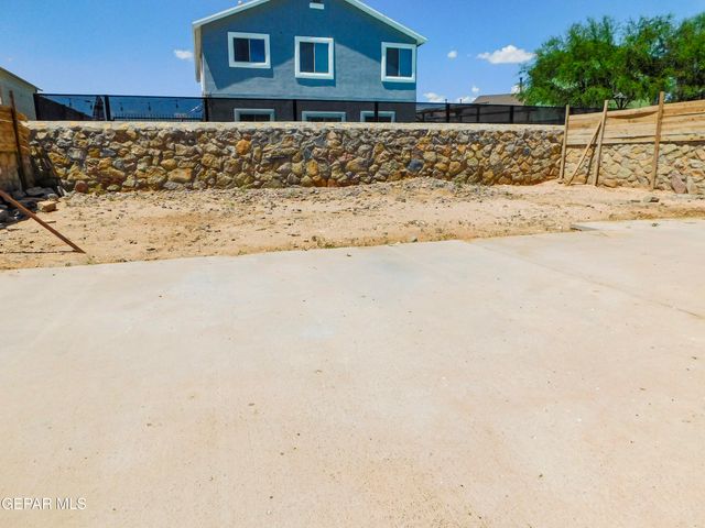 14261 WOODS POINT Avenue, El Paso, TX 79938