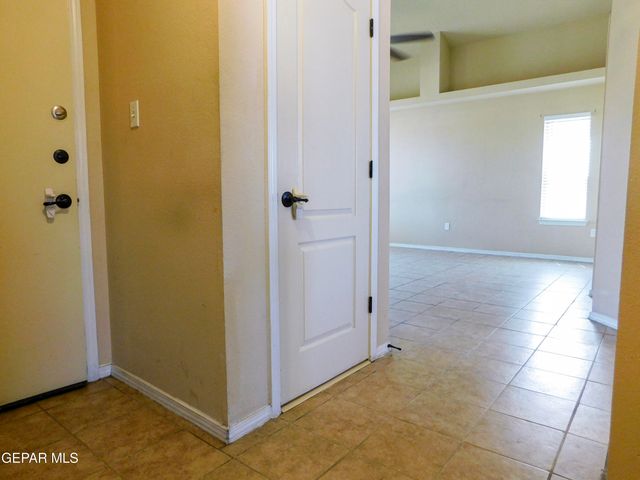 14261 WOODS POINT Avenue, El Paso, TX 79938