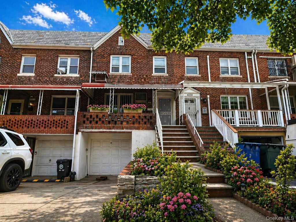 48-40 39th Street, Long Island City, NY 11104