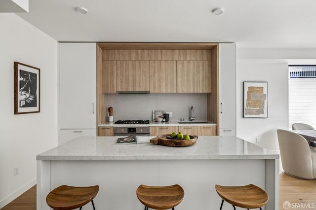 915 North Point Street J5, San Francisco, CA 94109