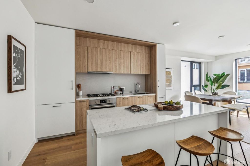 915 North Point Street J5, San Francisco, CA 94109