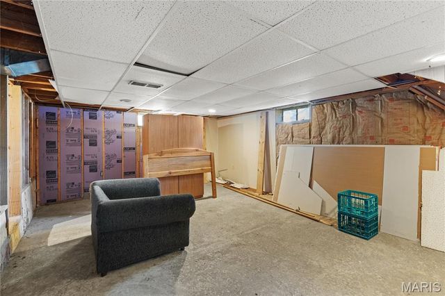 120 E 4th Street, Roxana, IL 62084