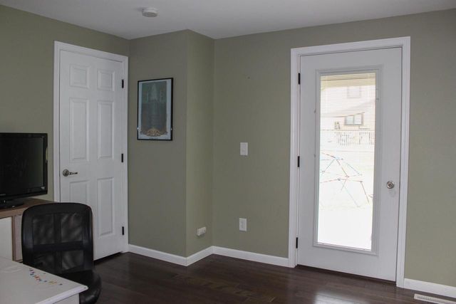 1122 6th St W, Ashland, WI 54806