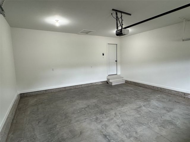 4447 SW 23rd Street, Des Moines, IA 50321